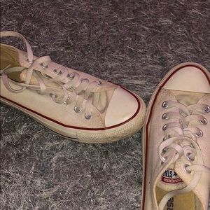 Converse low top